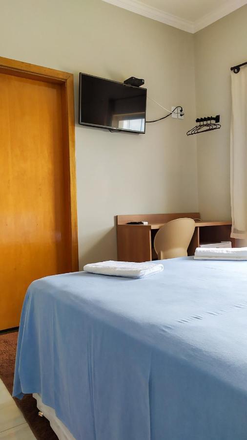 Pouso Oliveira Suites Sao Joao Batista do Gloria Ngoại thất bức ảnh