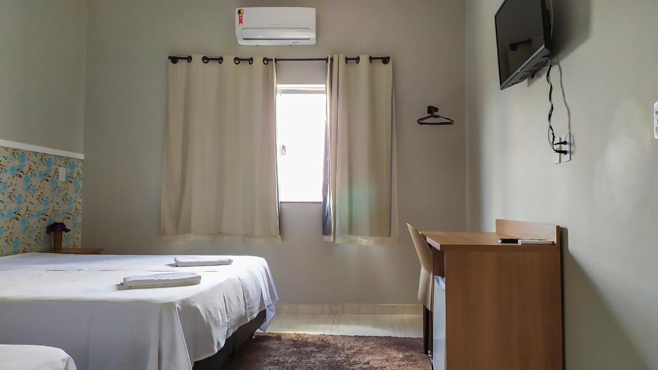 Pouso Oliveira Suites Sao Joao Batista do Gloria Ngoại thất bức ảnh