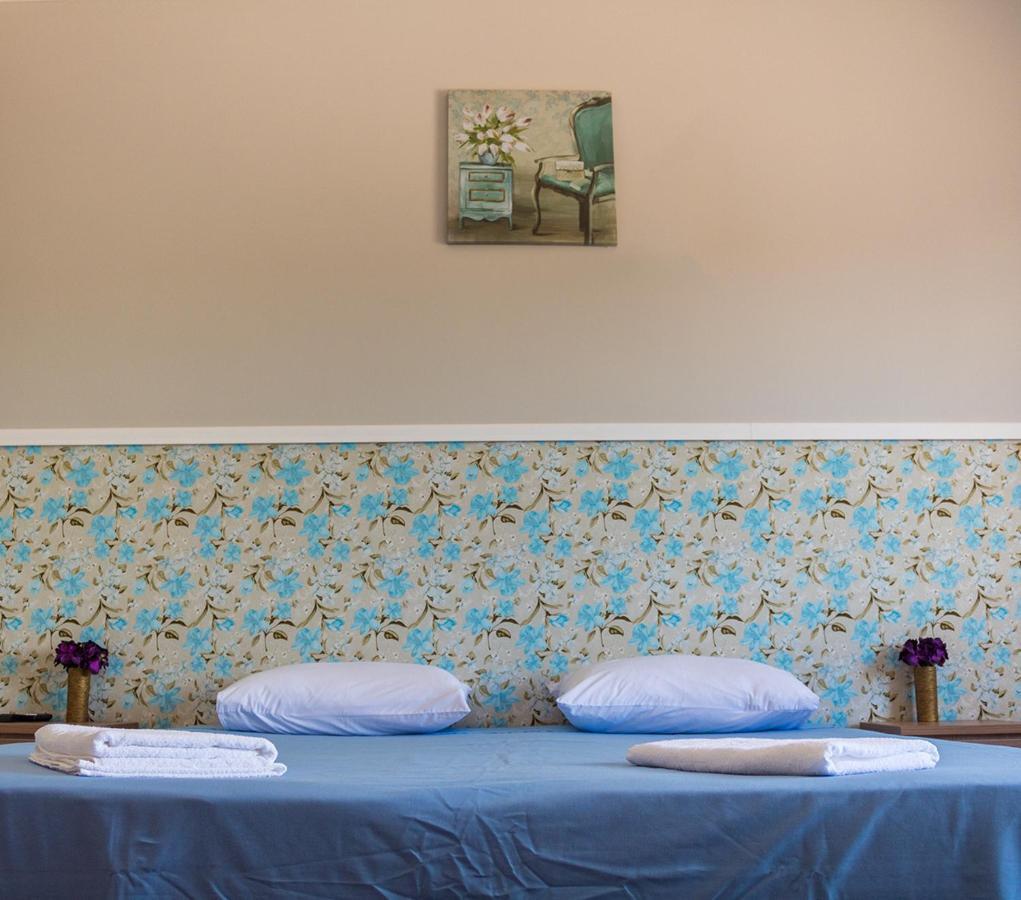 Pouso Oliveira Suites Sao Joao Batista do Gloria Ngoại thất bức ảnh