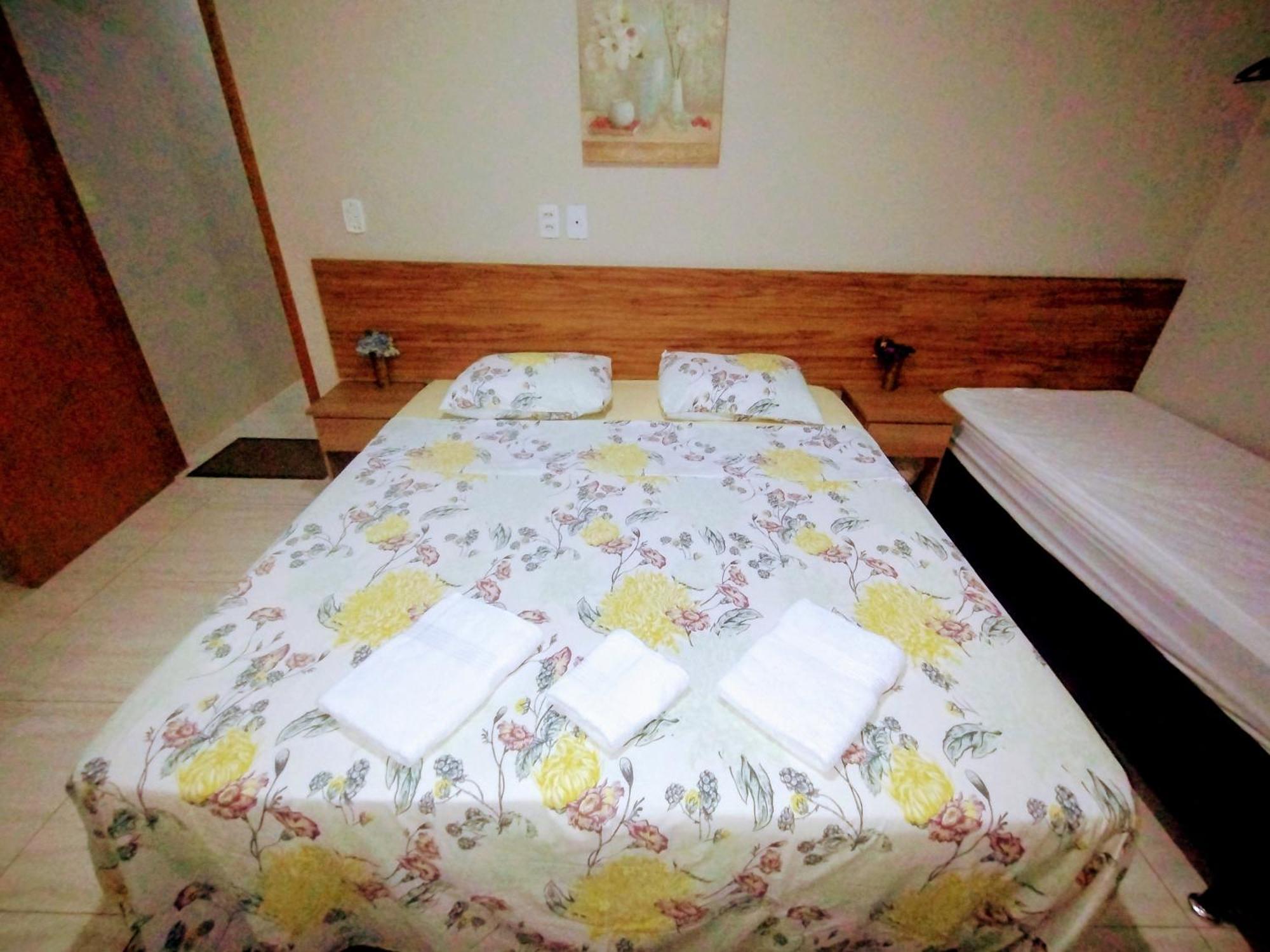 Pouso Oliveira Suites Sao Joao Batista do Gloria Ngoại thất bức ảnh