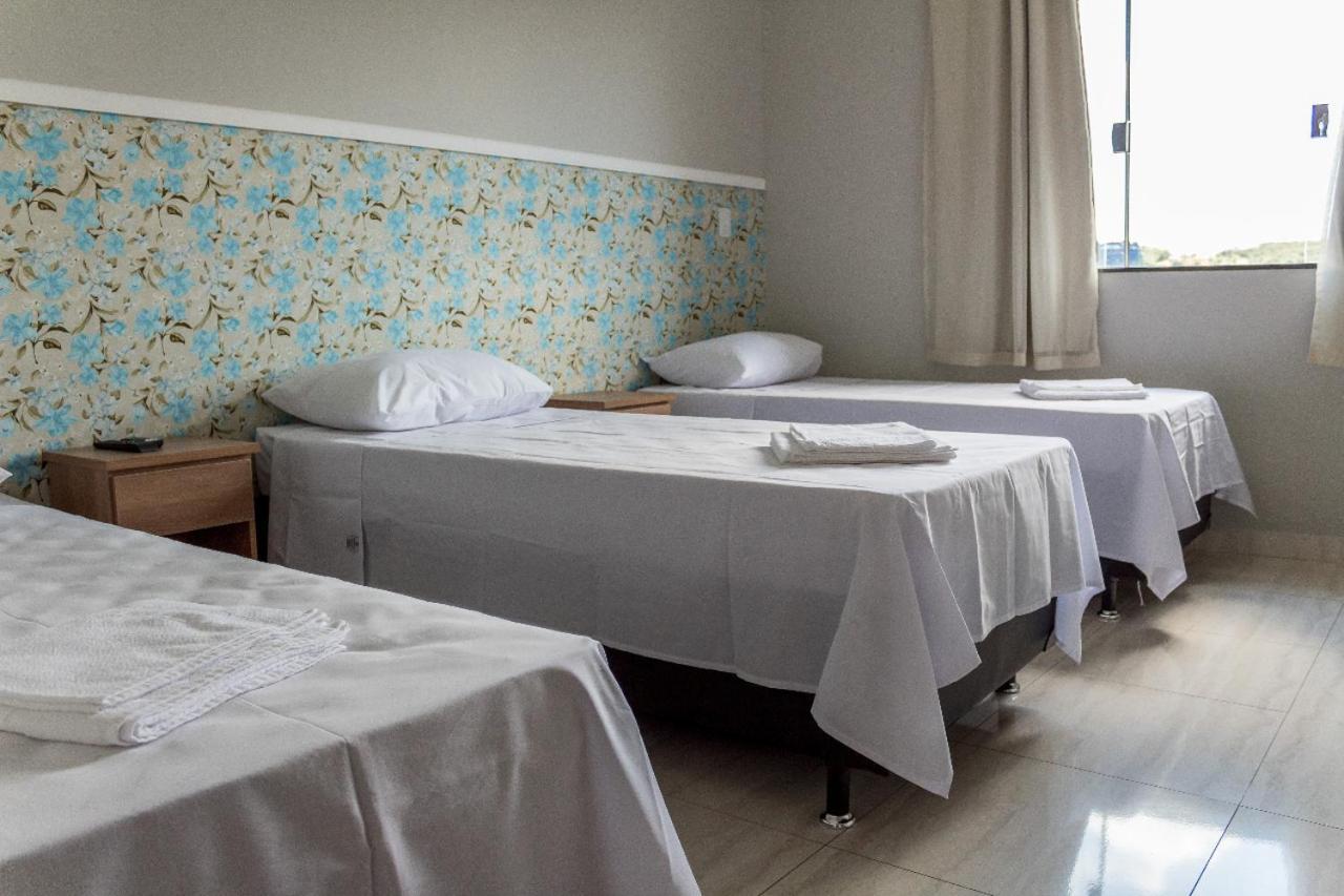 Pouso Oliveira Suites Sao Joao Batista do Gloria Ngoại thất bức ảnh