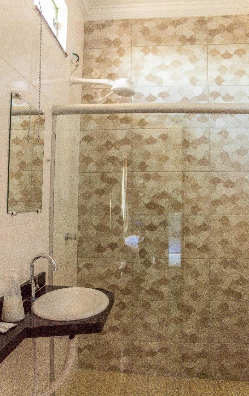 Pouso Oliveira Suites Sao Joao Batista do Gloria Ngoại thất bức ảnh